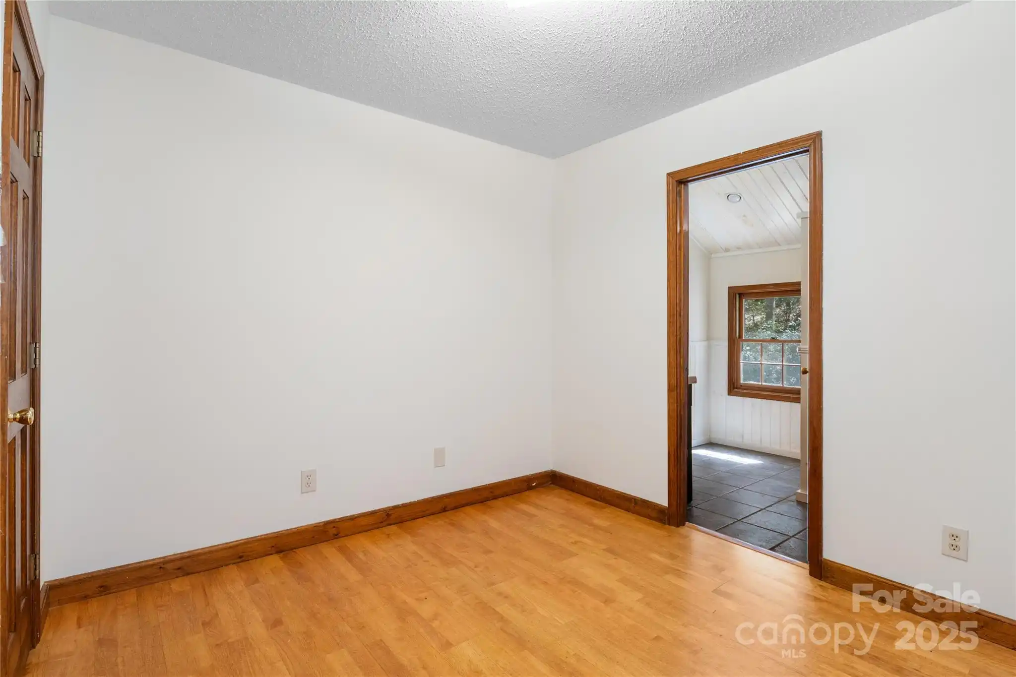 Listing Photo 37