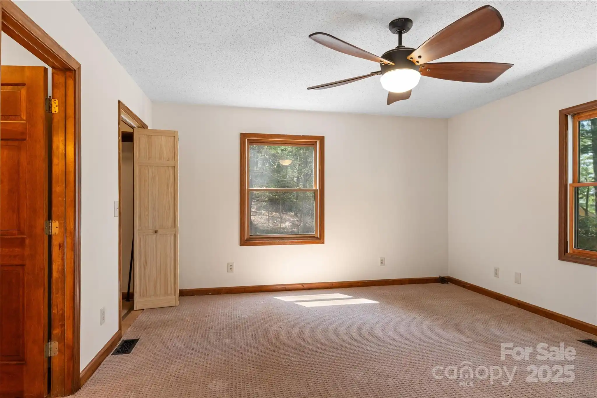 Listing Photo 20