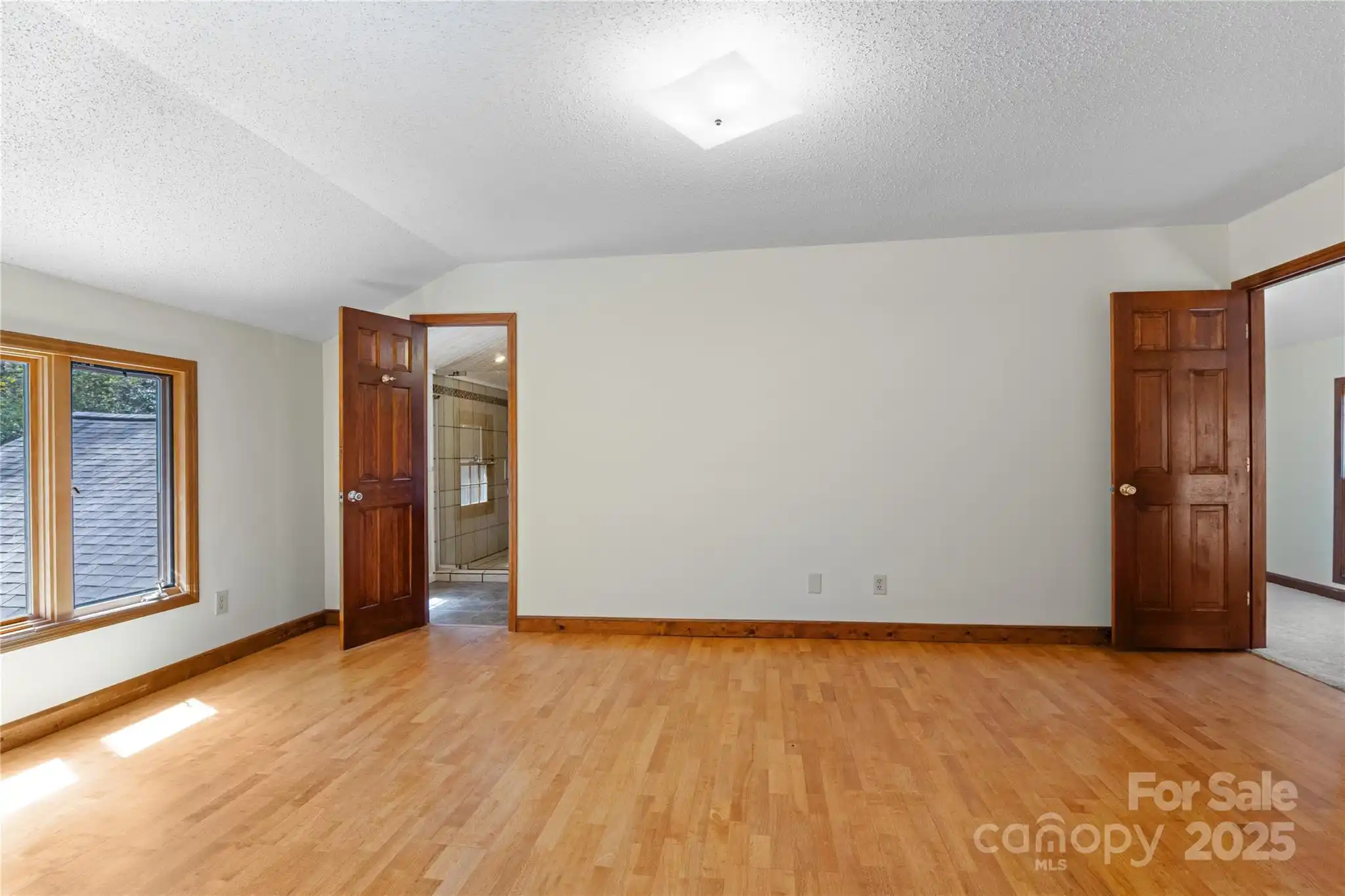 Listing Photo 27
