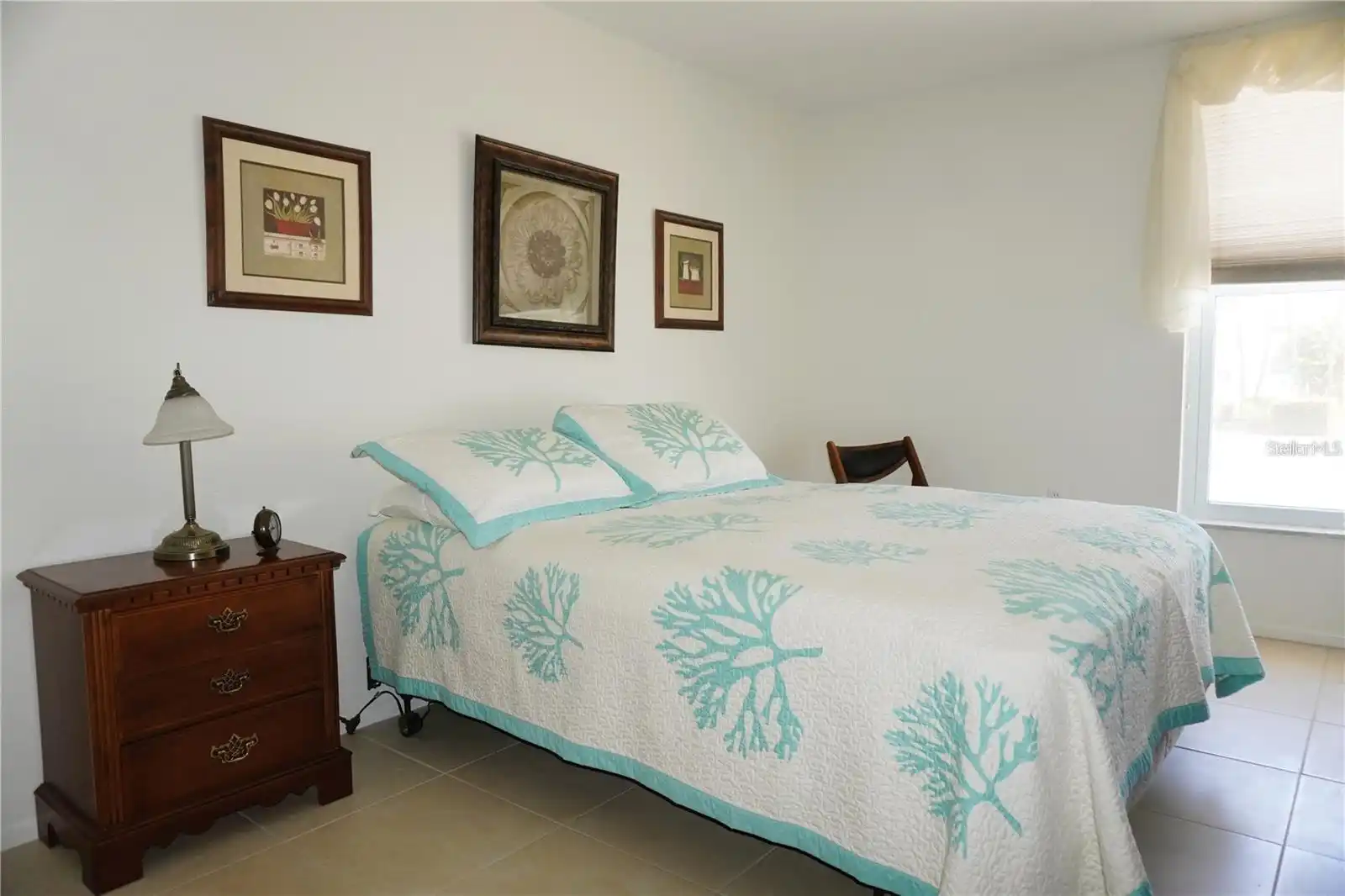 Listing Photo 12