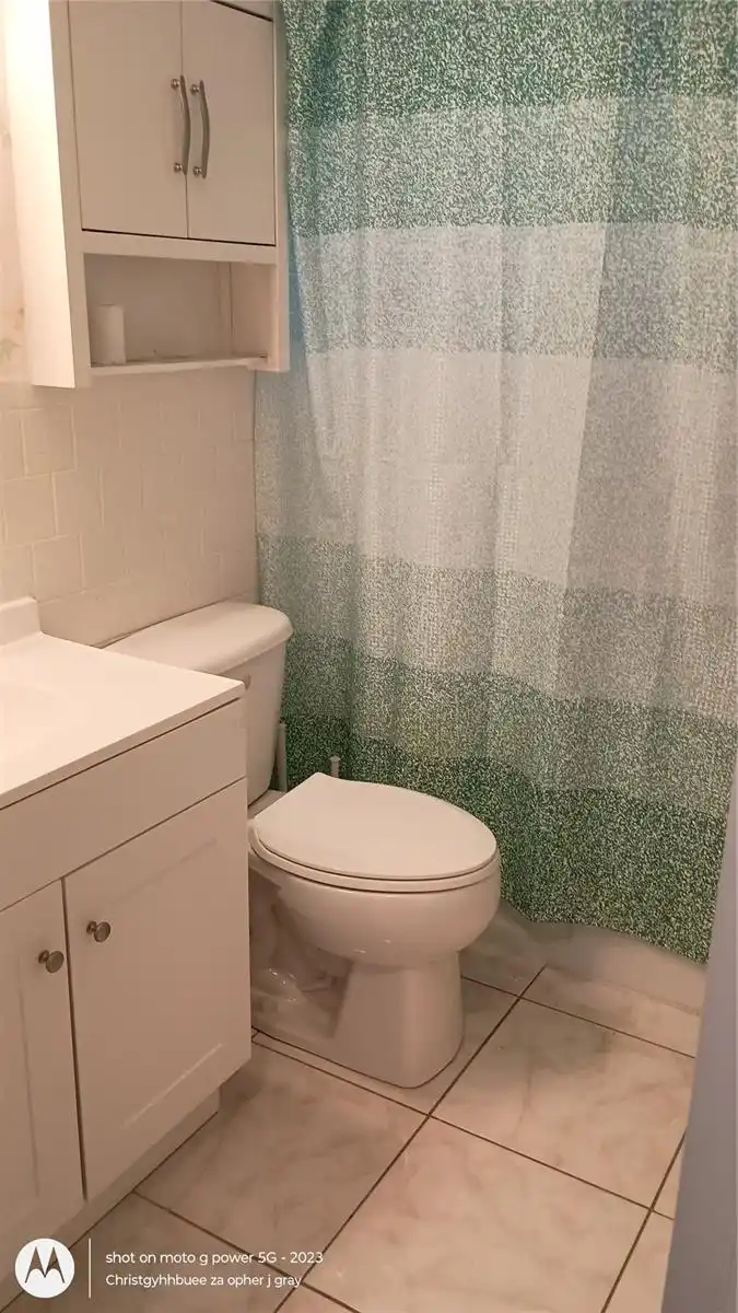 Listing Photo 10