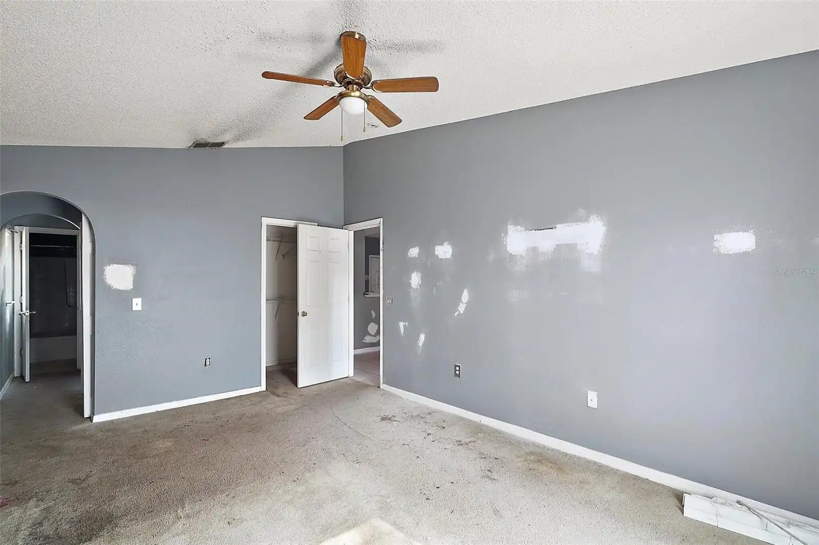 Listing Photo 8