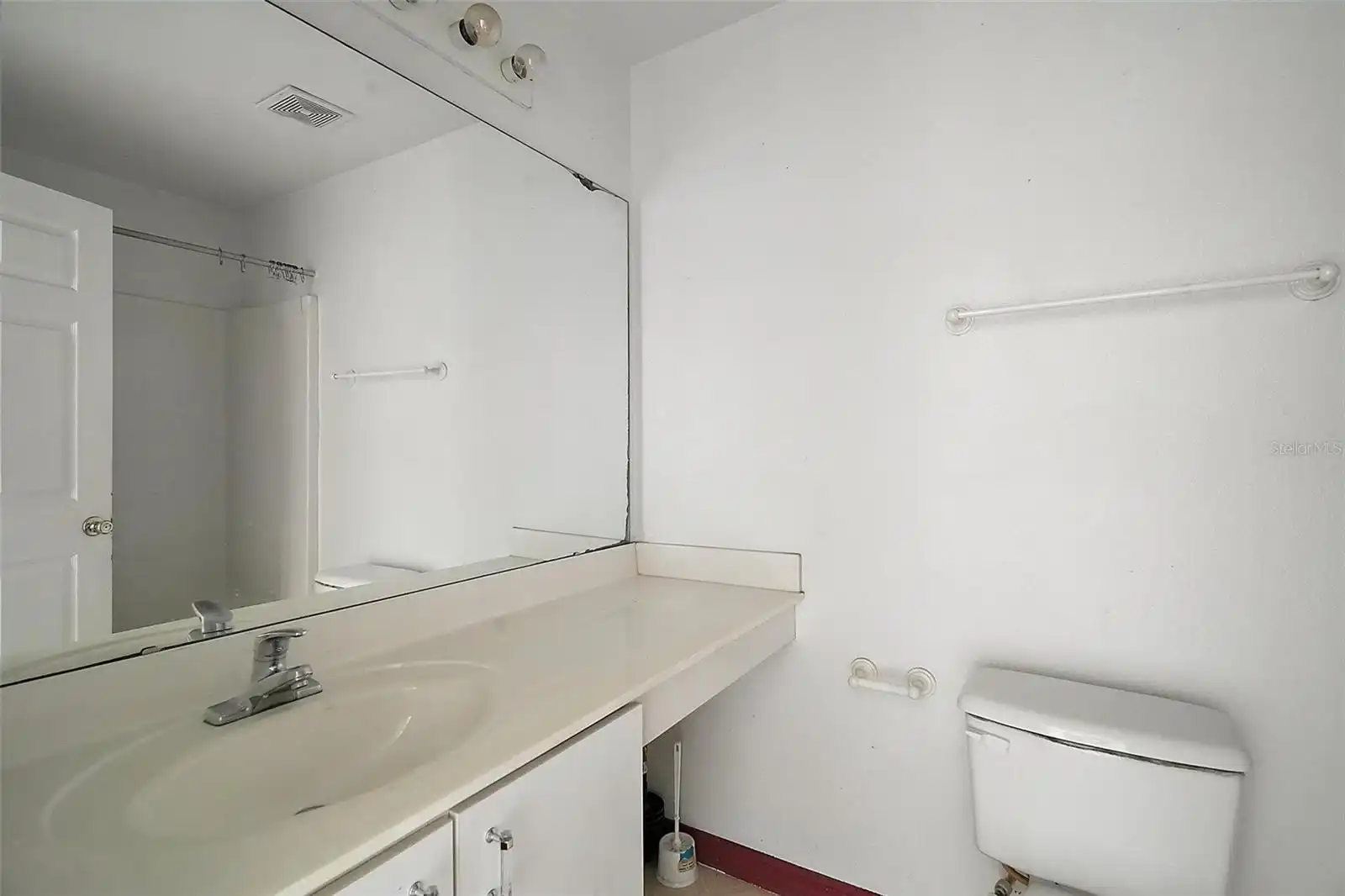 Listing Photo 13