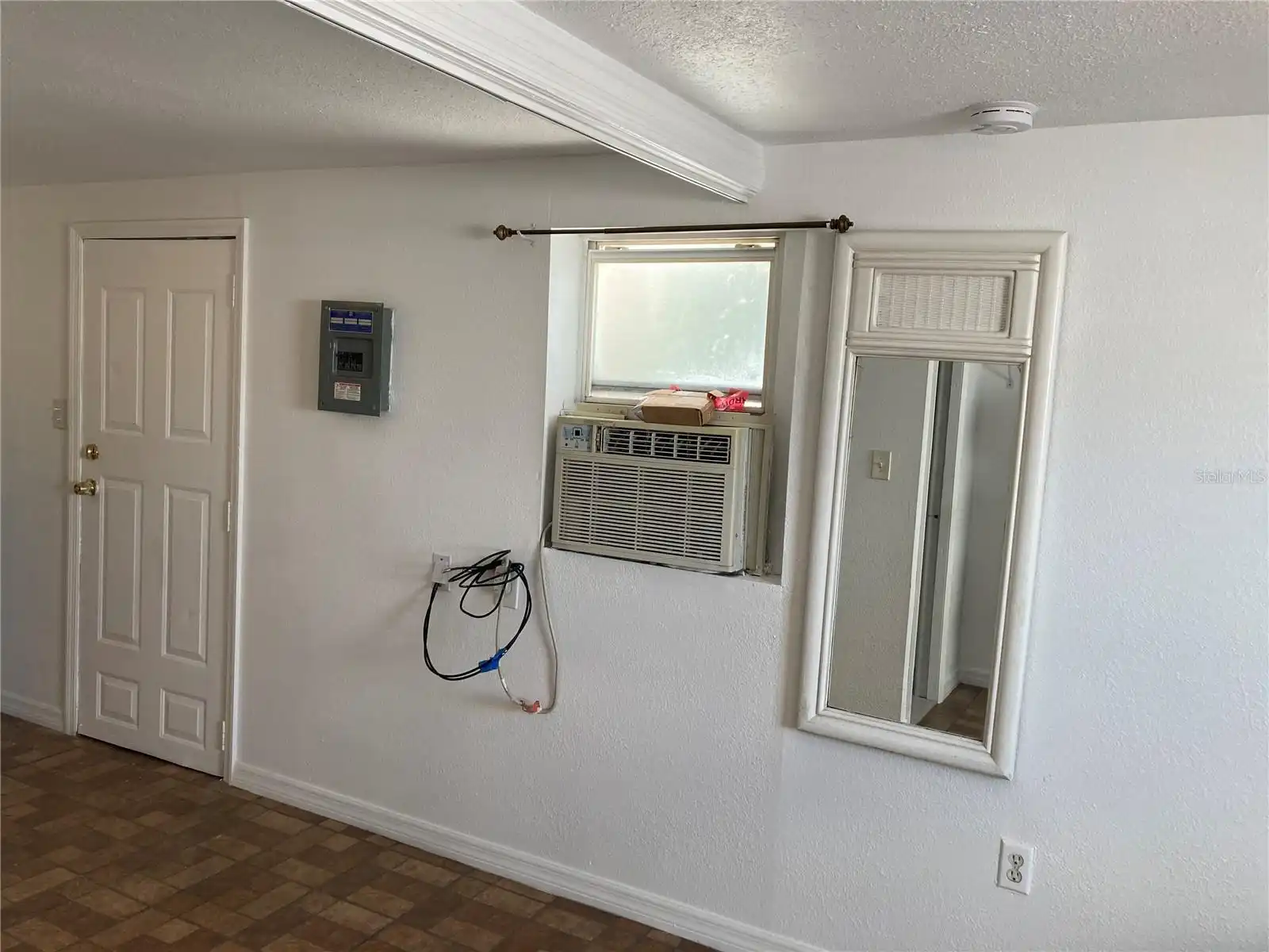 Listing Photo 6