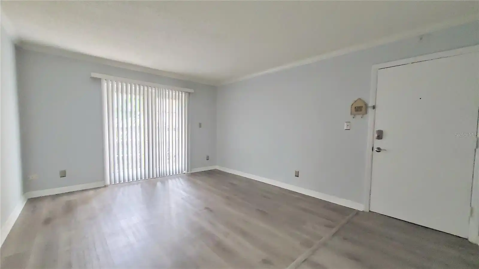 Listing Photo 12