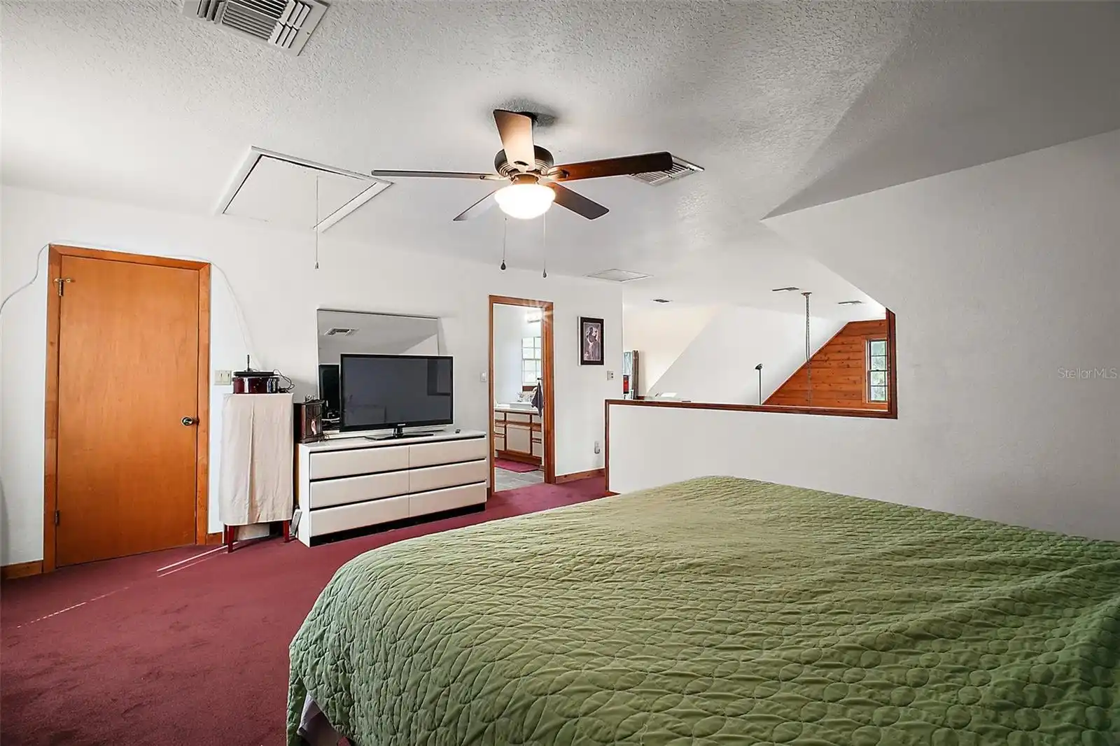 Listing Photo 18