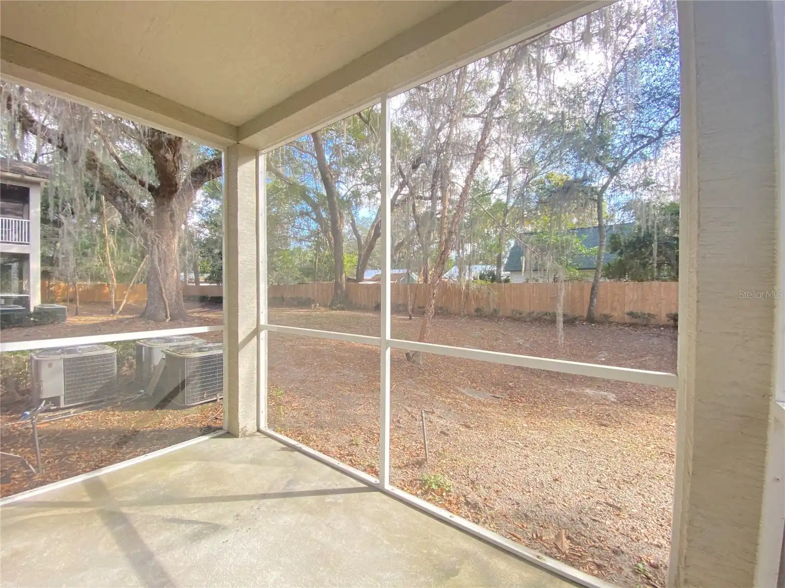Listing Photo 11