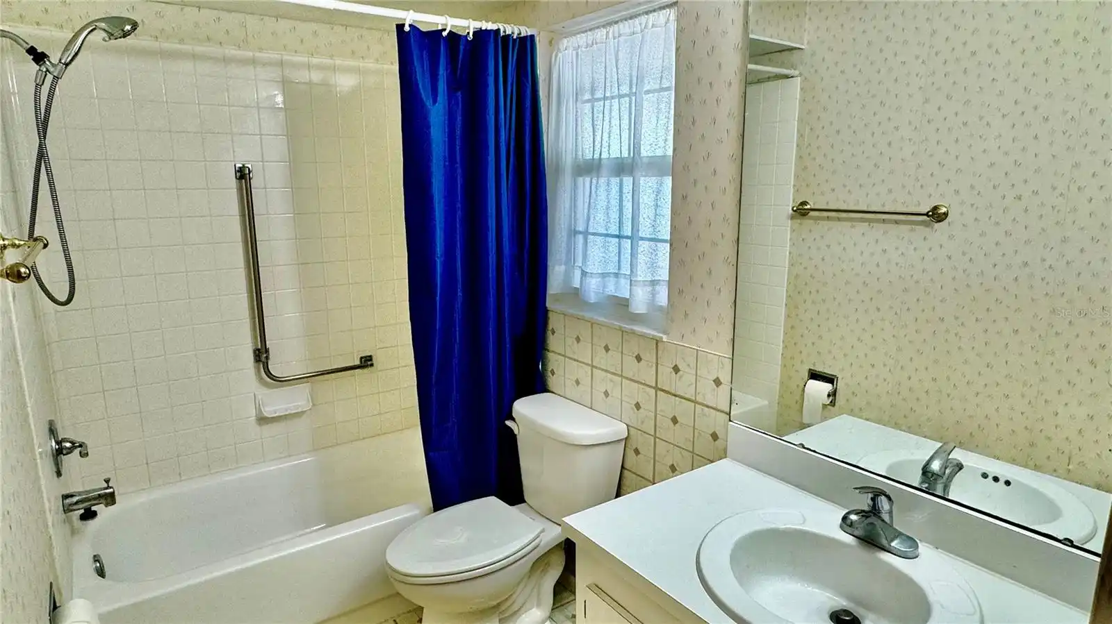 Listing Photo 8