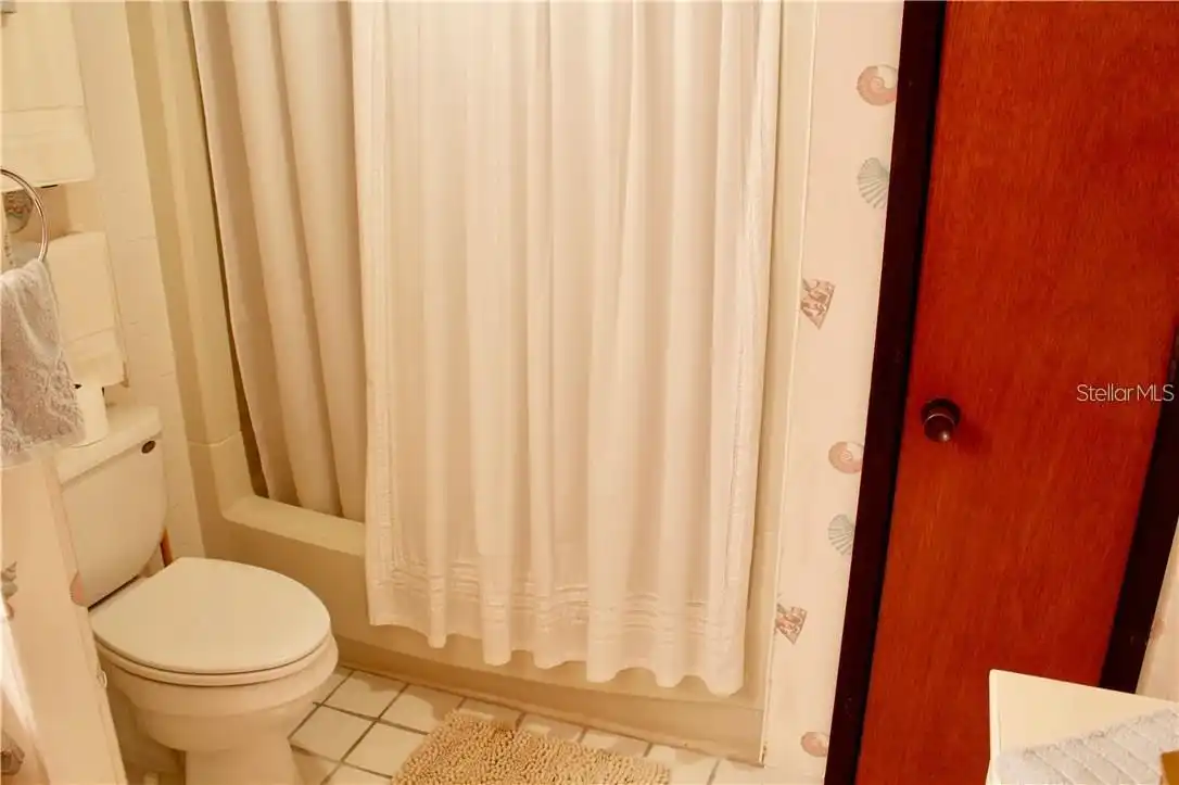 Listing Photo 16
