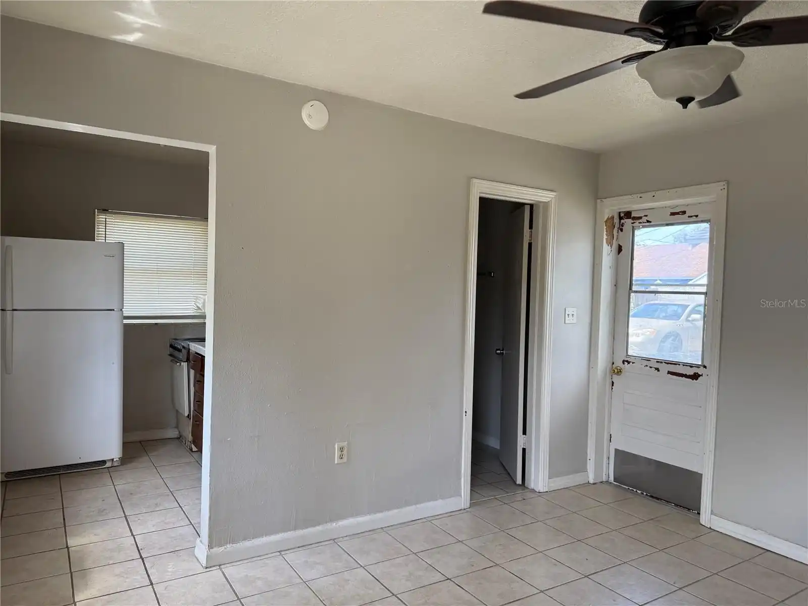 Listing Photo 12