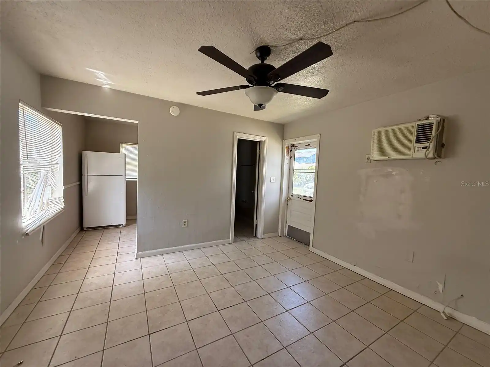 Listing Photo 6