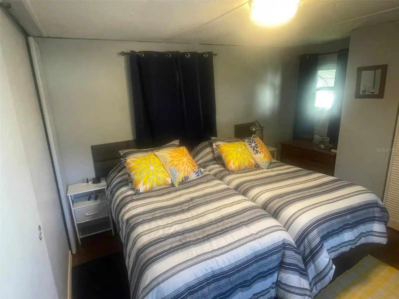 Listing Photo 12