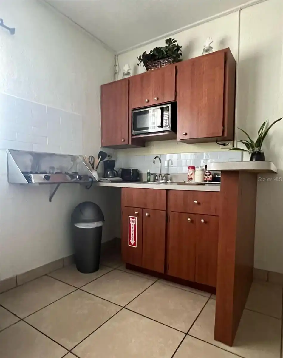 Listing Photo 6