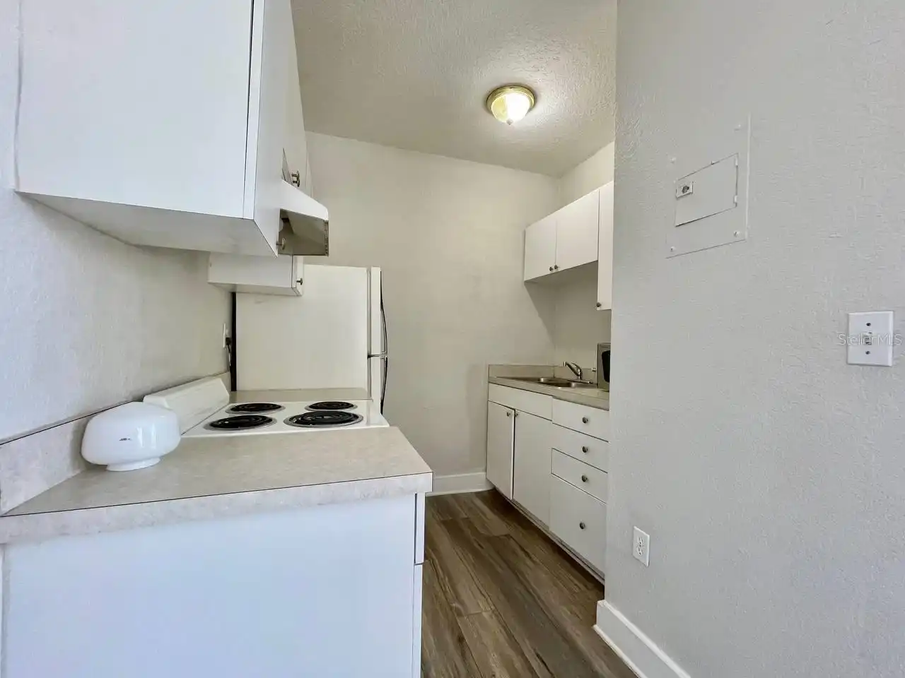 Listing Photo 6