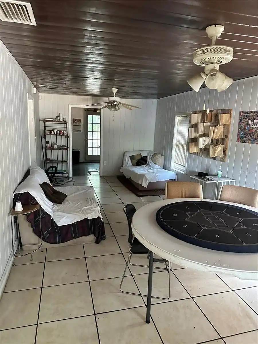 Listing Photo 17