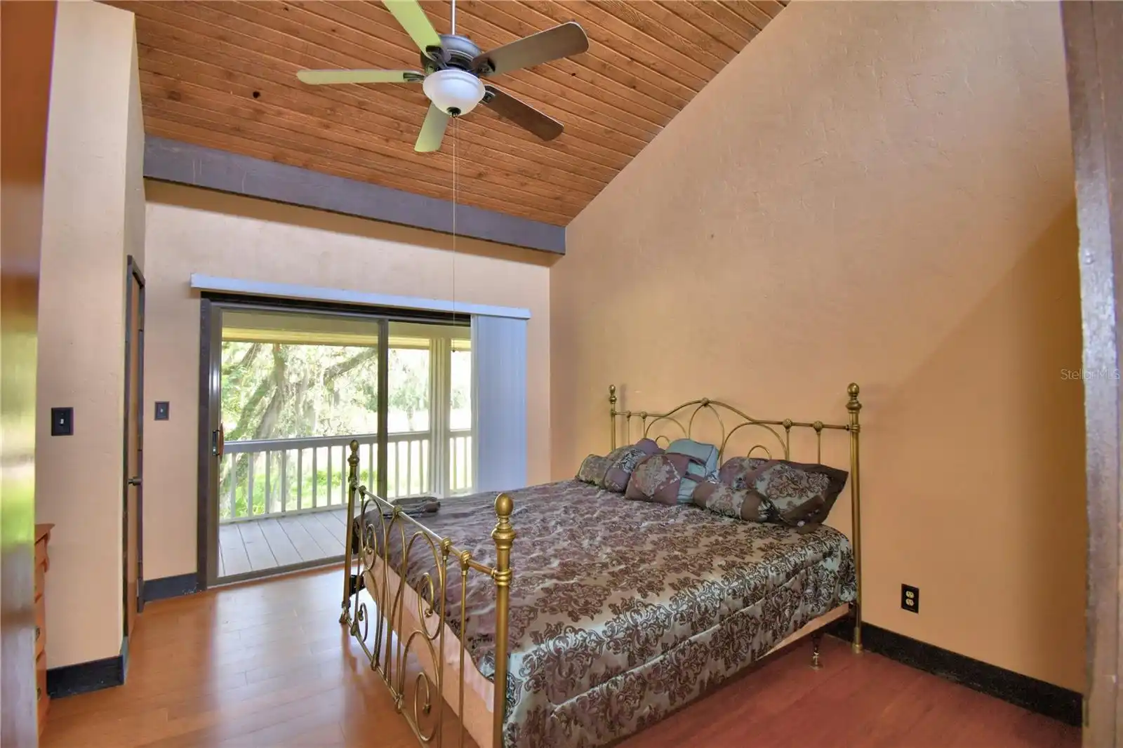Listing Photo 24