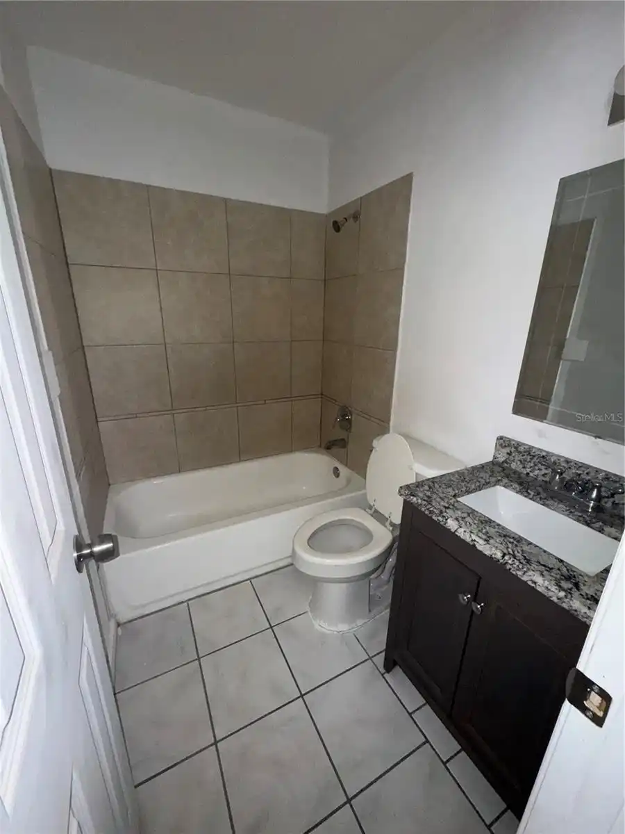 Listing Photo 7