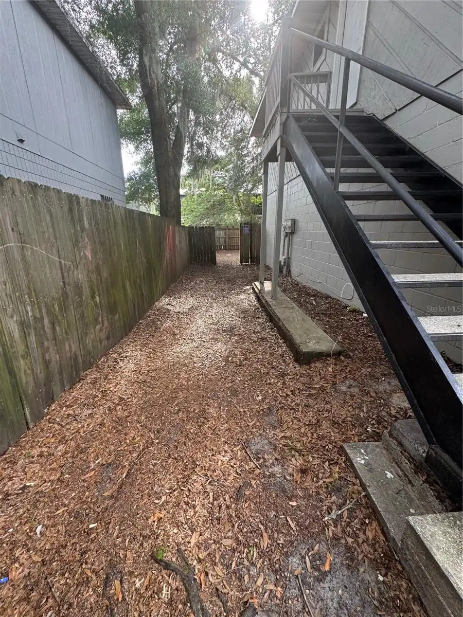 Listing Photo 14