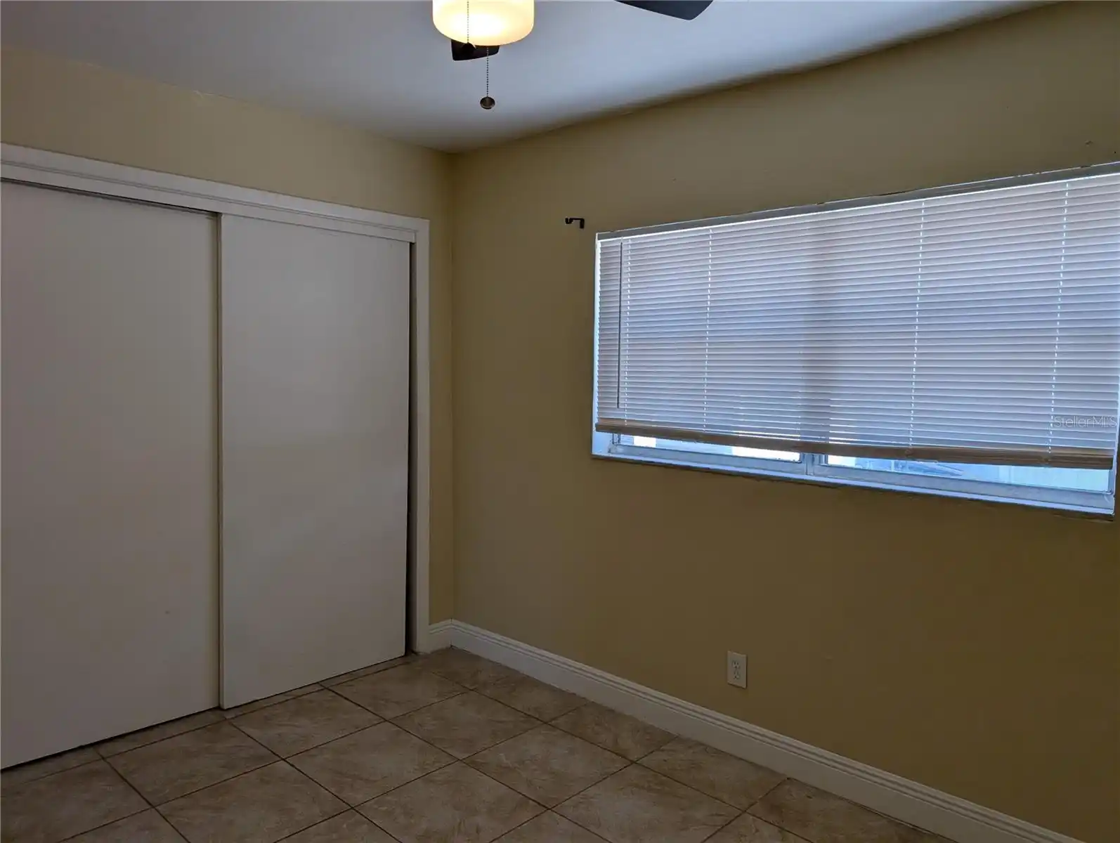 Listing Photo 12