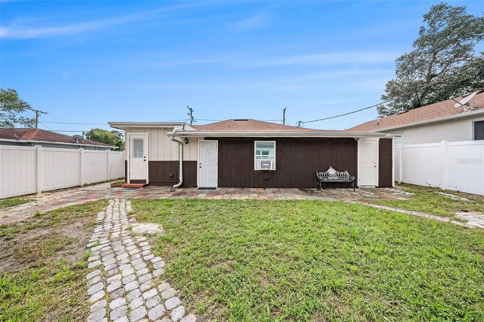 Listing Photo 6