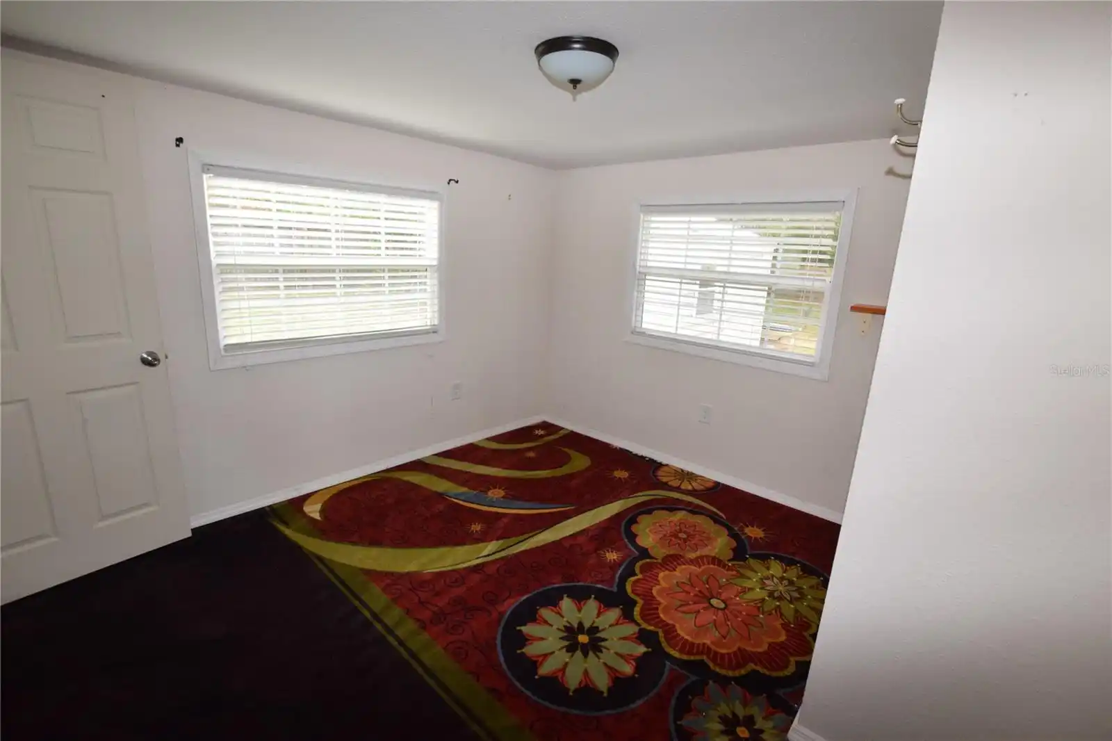 Listing Photo 17