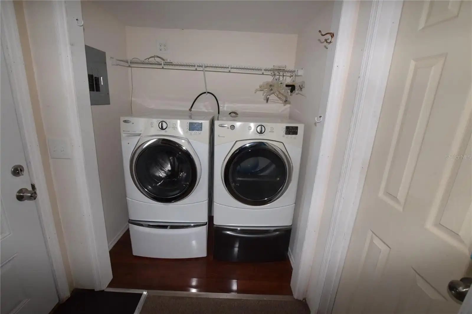 Listing Photo 11