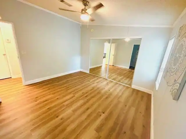 Listing Photo 9