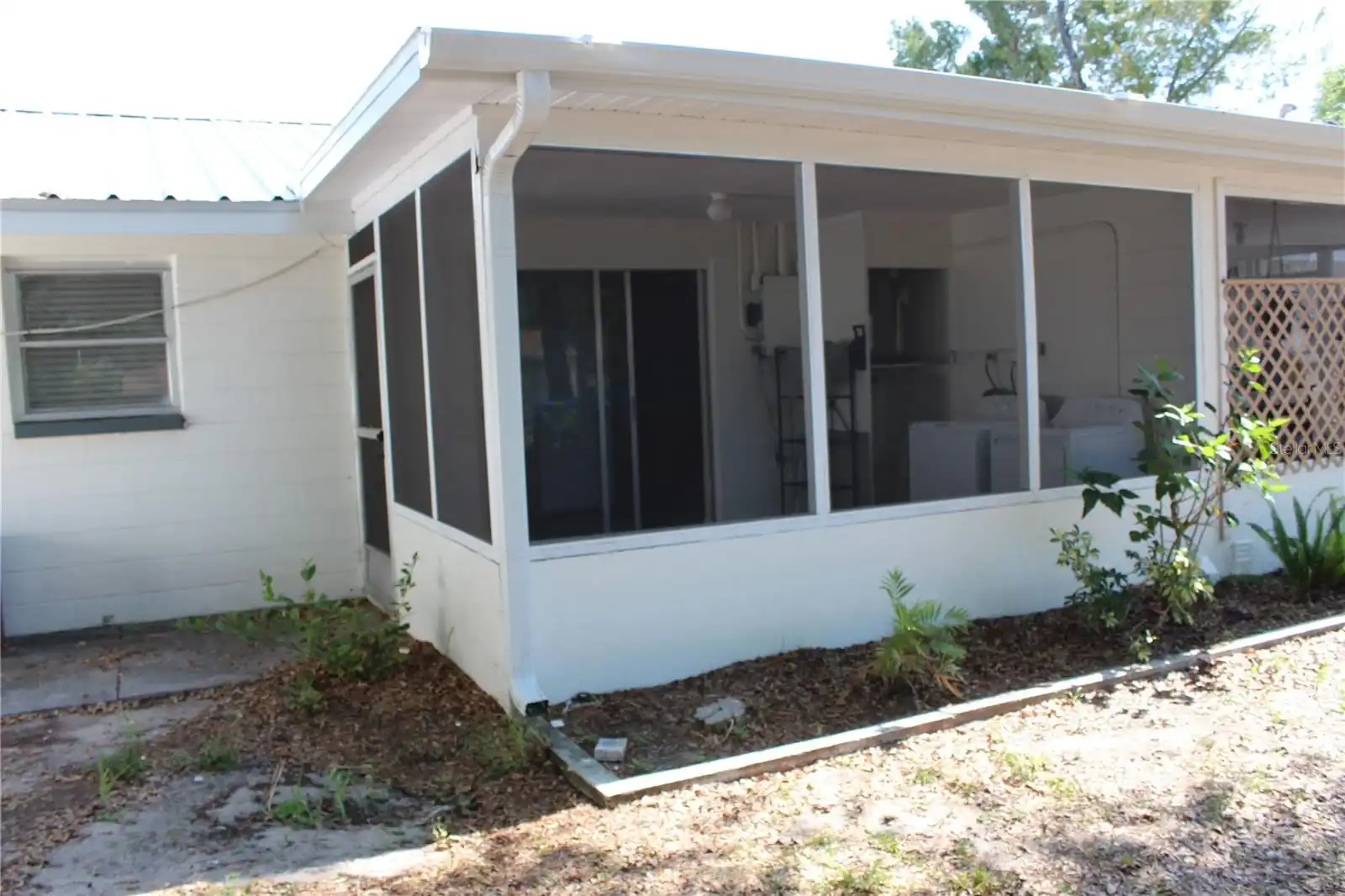 Listing Photo 9