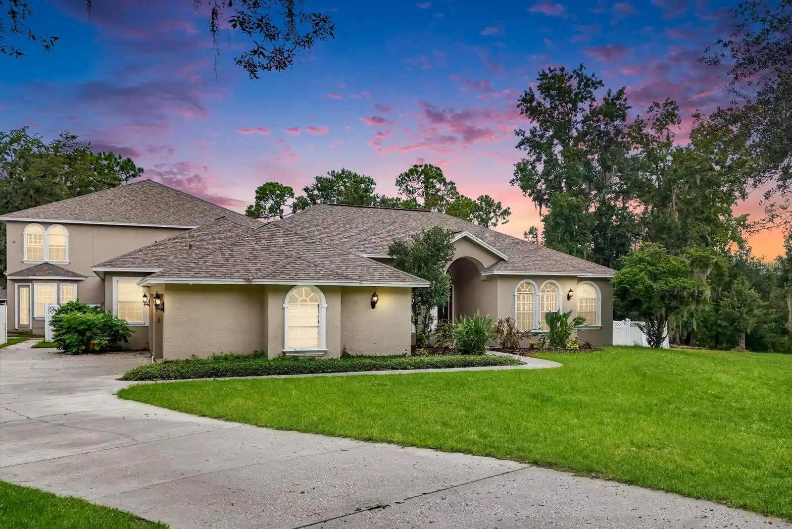 Riverview Real Estate