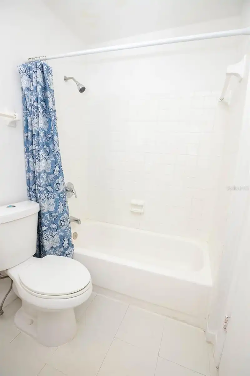 Listing Photo 24