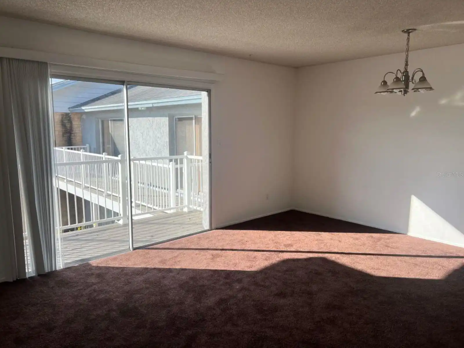 Listing Photo 11