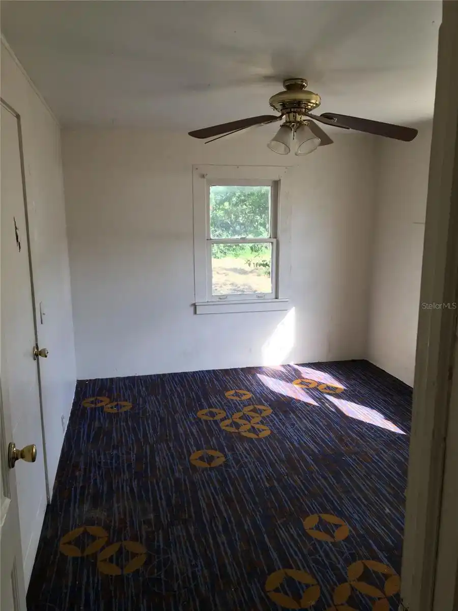 Listing Photo 7