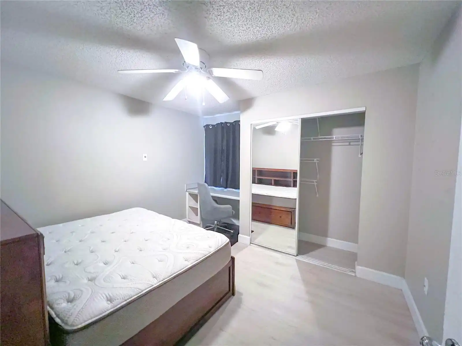 Listing Photo 10