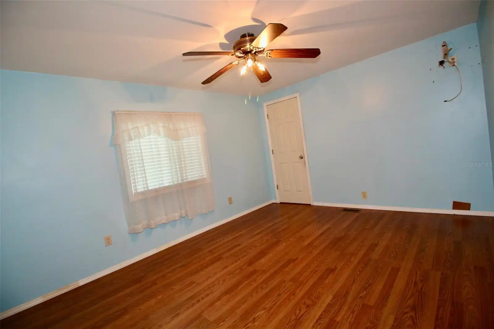 Listing Photo 25