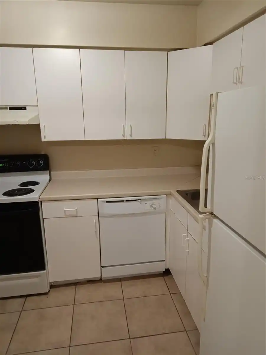 Listing Photo 5