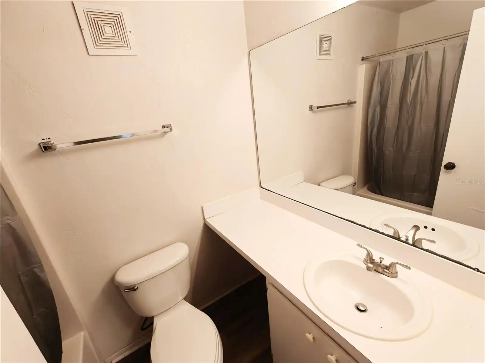 Listing Photo 14