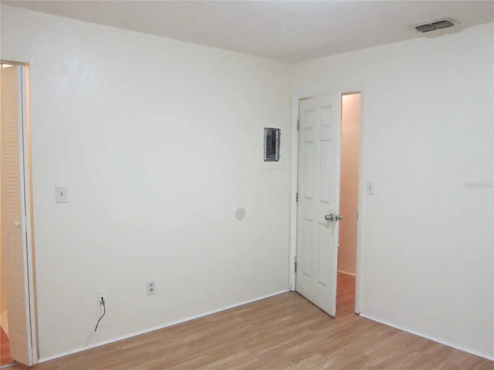 Listing Photo 24