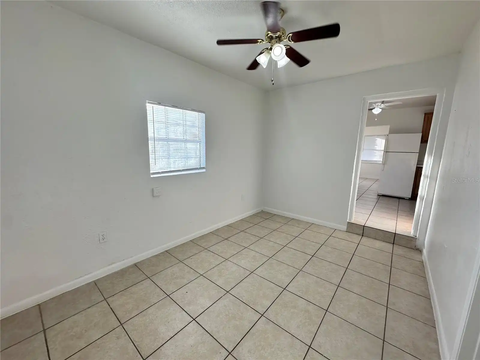 Listing Photo 12