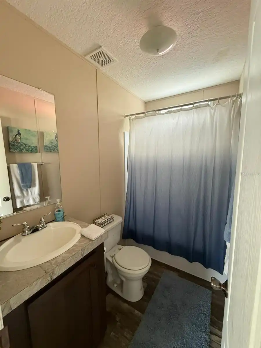 Listing Photo 16