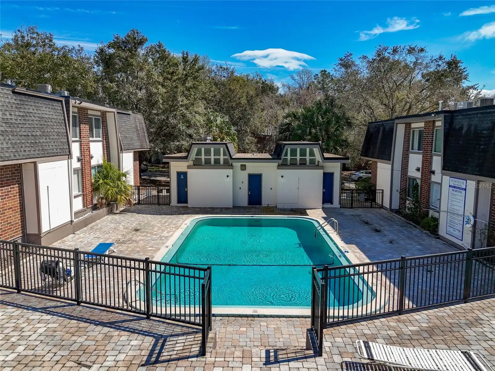 Listing Photo 16