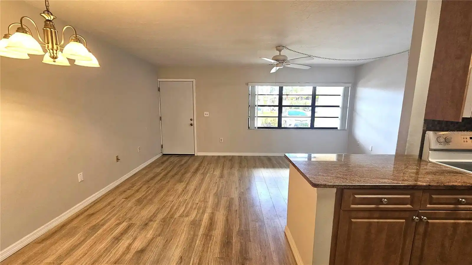 Listing Photo 7