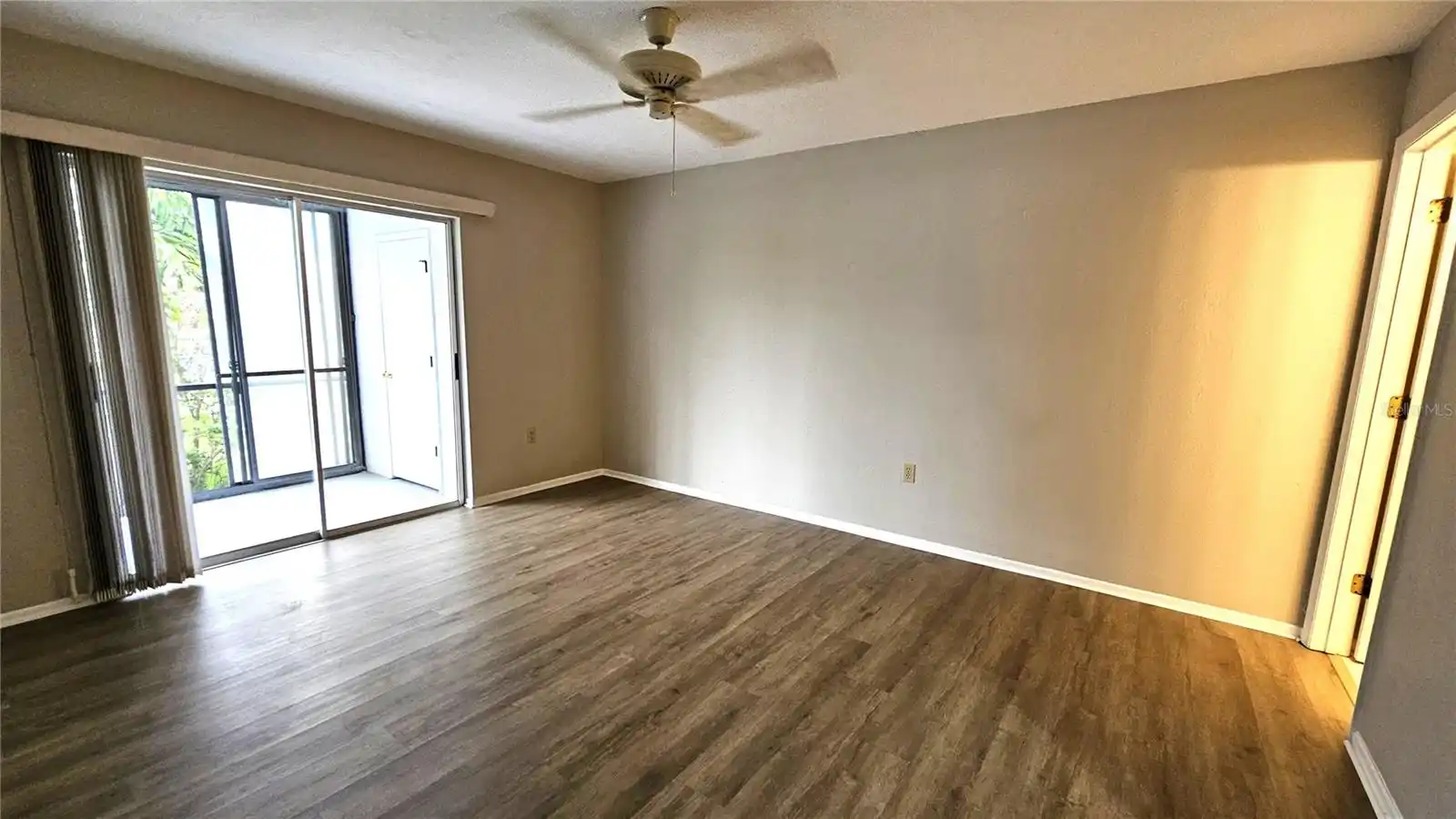 Listing Photo 14