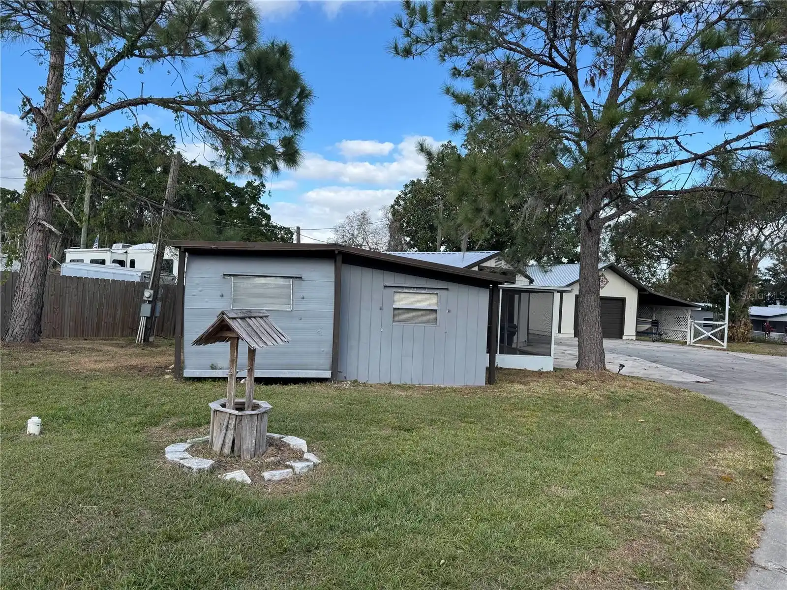 Listing Photo 8