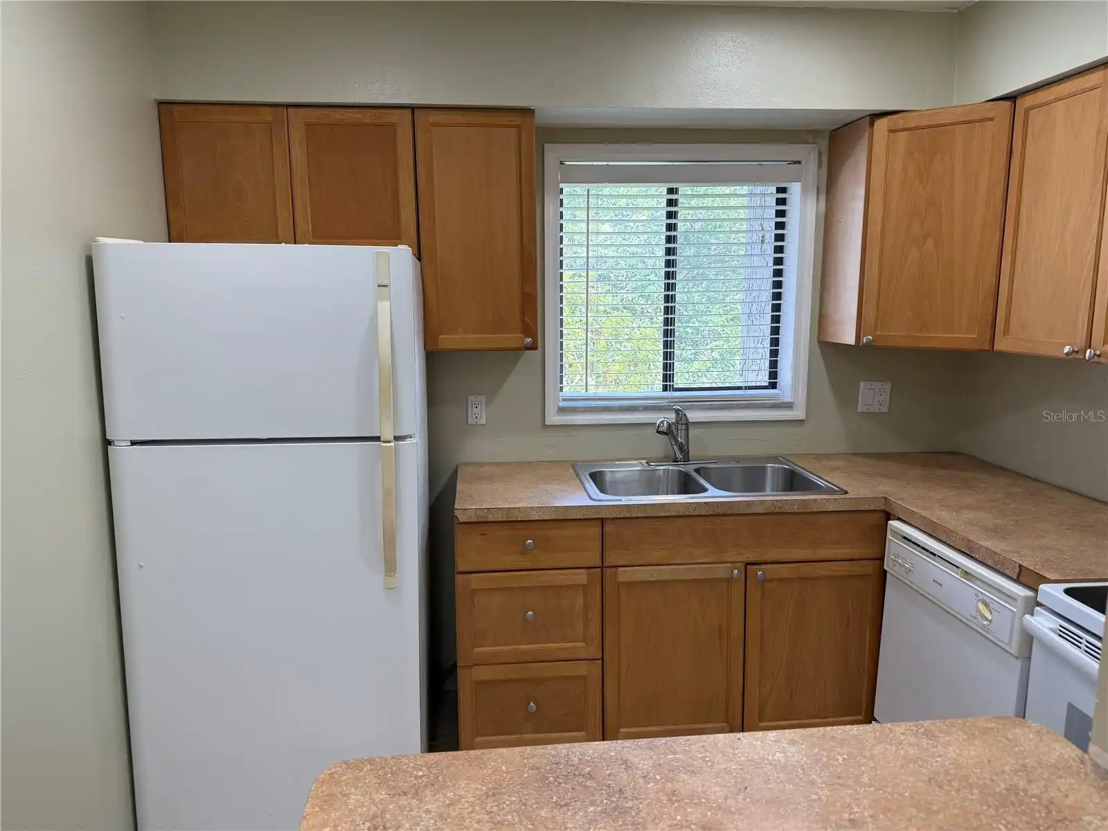 Listing Photo 9