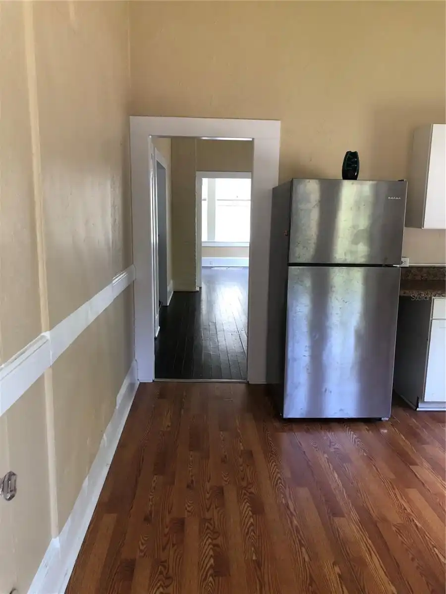 Listing Photo 14
