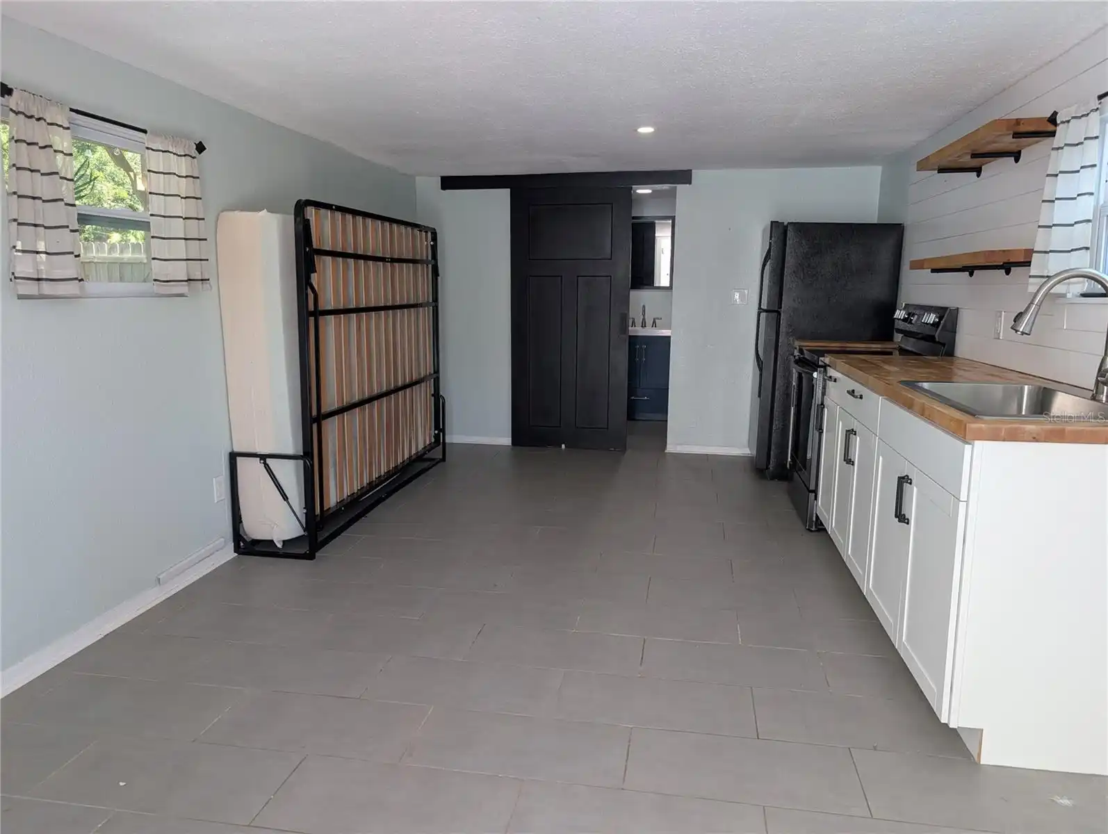 Listing Photo 7
