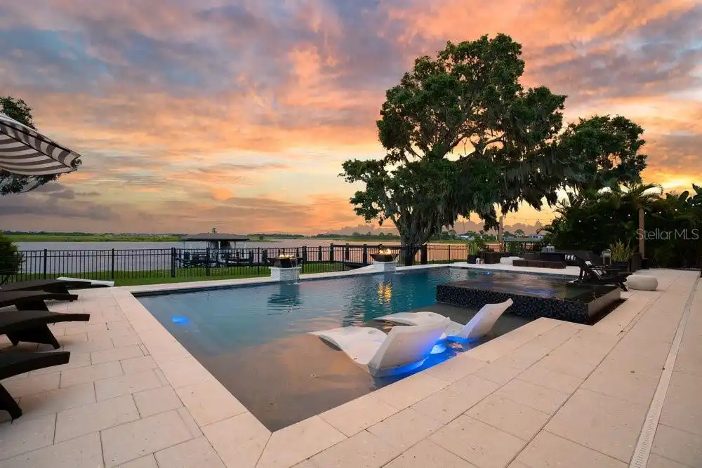 5BR, Home, 4BA, $2,550,000
Read More