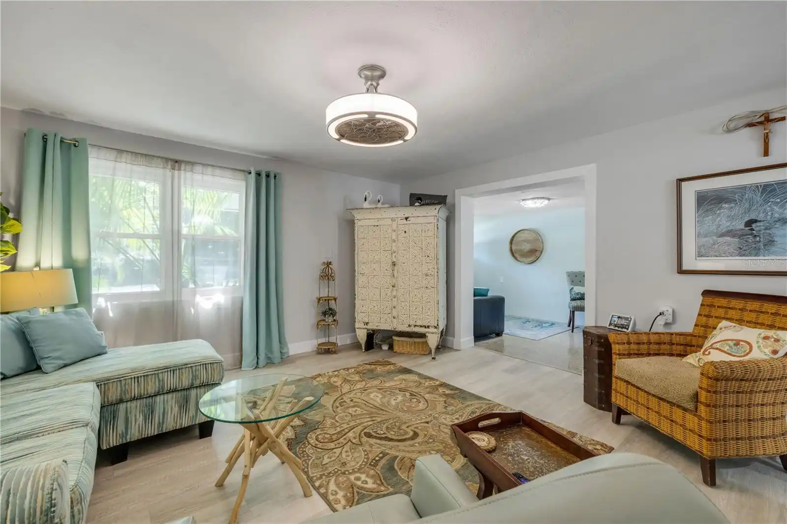 Listing Photo 11
