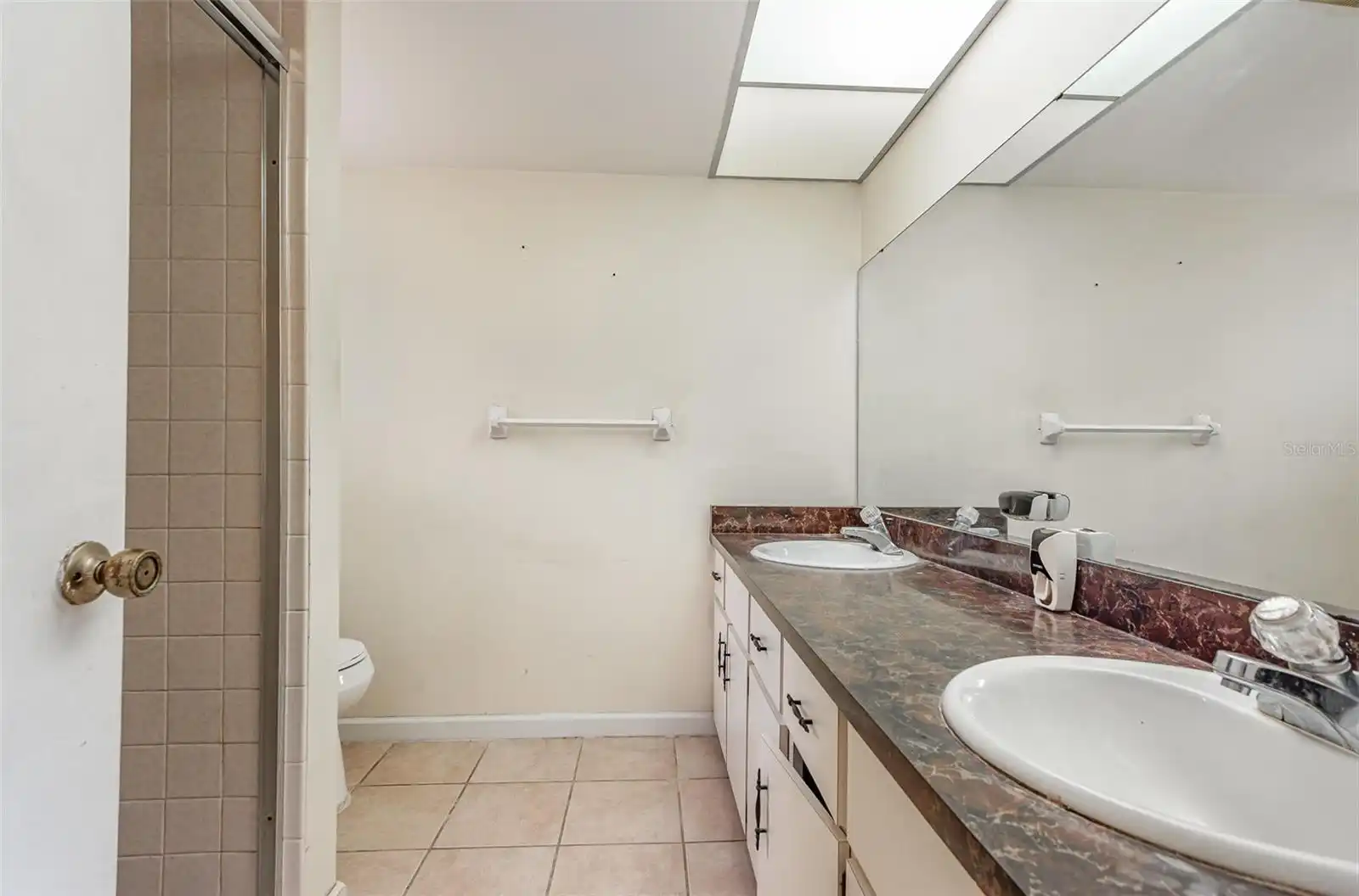 Listing Photo 18