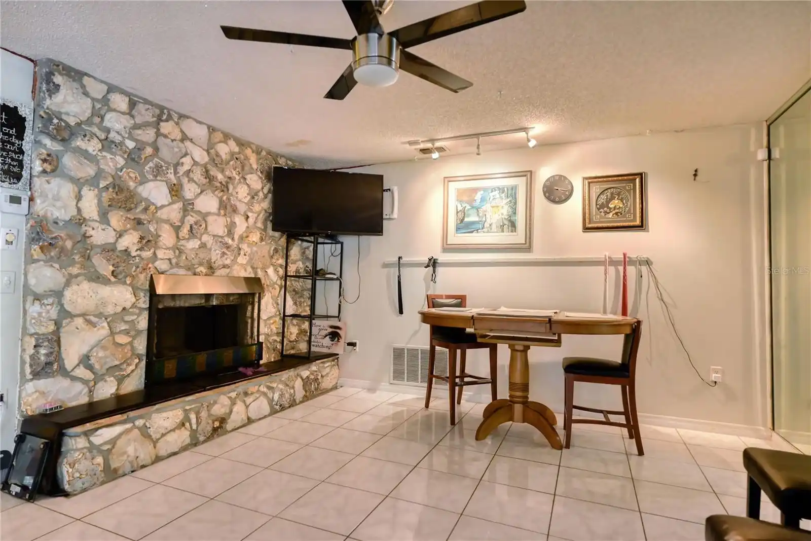 Listing Photo 7